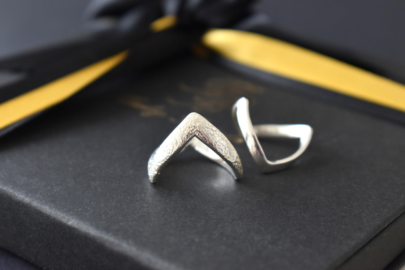 The V Ring